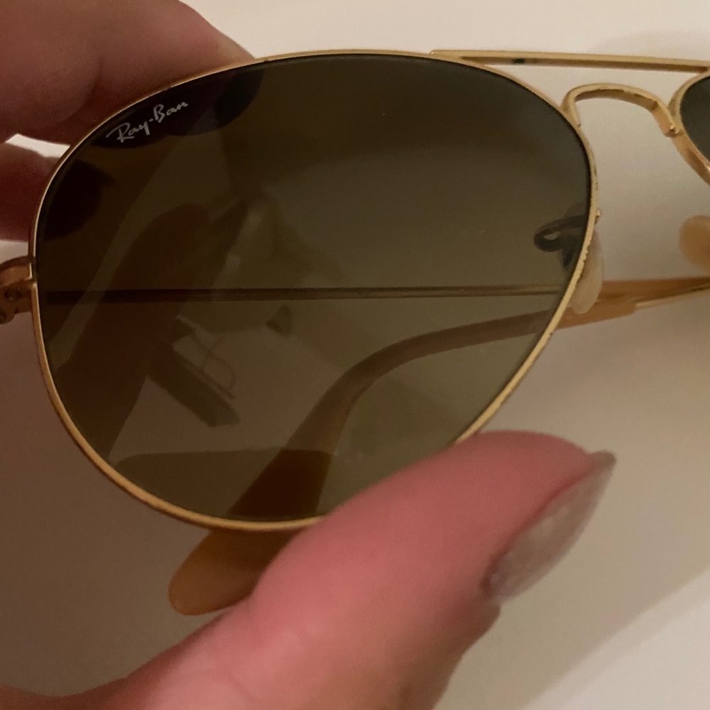 Ray-Ban Aviators - image 2
